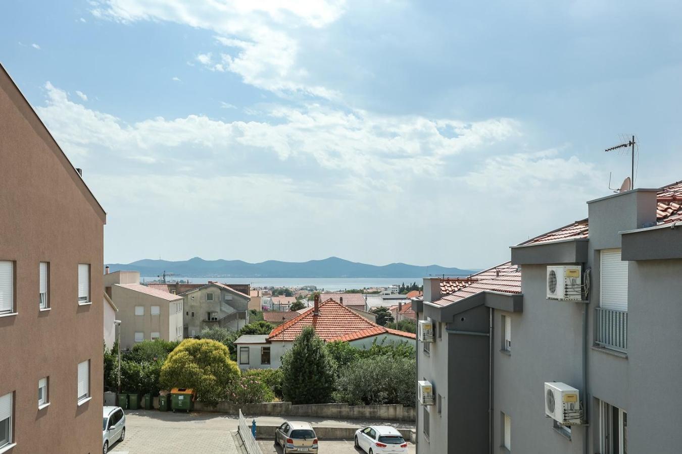 Apartment Glorija Zara Esterno foto